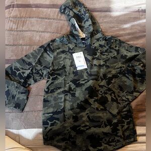 New UNIVIBE Boys Life Style & Fashion thin hoodie - size small